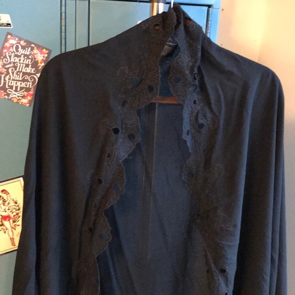 Black Lightweight Coverup / Jacket 🍀 - Picture 7 of 8